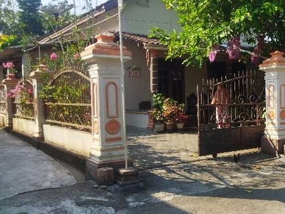 Rumah Bagus Lt 420m² Siap Huni area Nambangan Selogiri