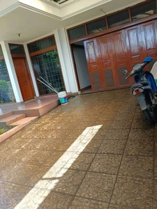 Rumah Bagus SHM 2 Lantai di Mainroad Sukajadi, Bandung