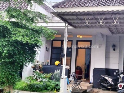 Rumah Bagus Siap Huni Lokasi Strategis di Grand Cimandala, Sukaraja, Bogor