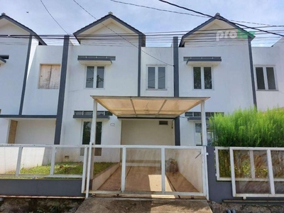 Rumah baru 2 lantai komplek bukit citra asri Cipadung Cibiru bandung