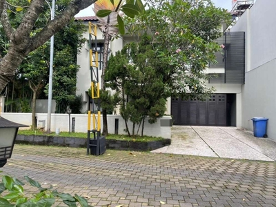 Rumah di The Villas at Kebagusan Pasar Minggu Luas 572m