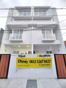 Rumah Dijual Baru Minimalis Megah Berkualitas di Tomang - Jakarta