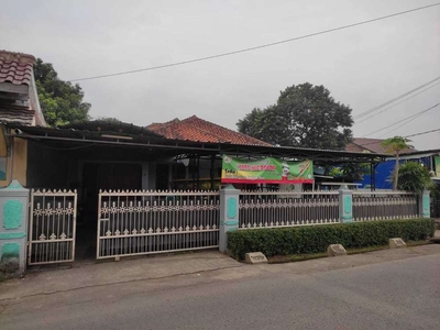 Rumah Dijual di Depok Cilodong Lokasi Pinggir Jalan Cocok untuk Usaha