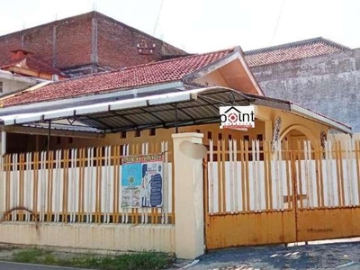 Rumah Klasik di Turisari Mangkubumen Solo Kota