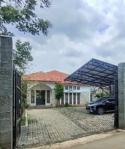 Rumah Luas Dekat PPG. UIN Untuk Kost/Usaha di Sawangan Depok