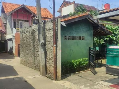 Rumah Luas Hitung Tanah di Jatimekar Kodau Dekat Tol Jatiwarna Bekasi