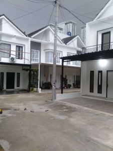 RUMAH MINIMALIS 2 LANTAI CASA VILLAGE SERPONG