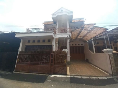 Rumah Minimalis 2 Lantai Murah dan Bagus Siap Huni di Bintara