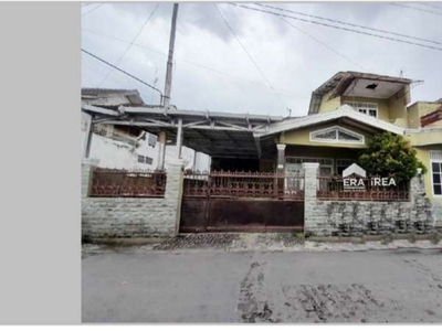 Rumah murah strategis di Sriwrdari laweyan Solo Surakarta