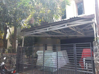 Rumah nyaman Curug Jaya Pondok Gede