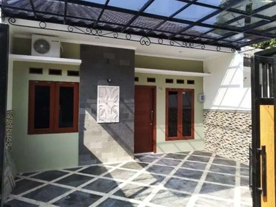 Rumah Siap Huni Dalam Komplek Baru Renovasi di Duren Sawit