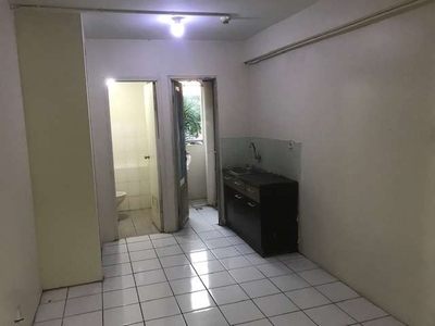 SEWA - Apartemen 2 Kamar Kosongan di Gading Nias HOEK Lt Rendah