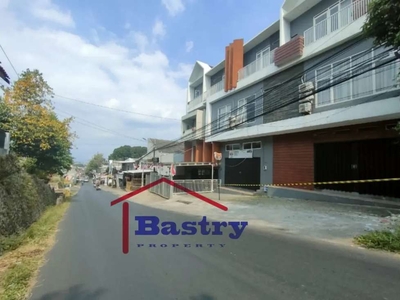 Tanah Poros Jalan Raya Joyo Agung Samping Nya Kost Elite