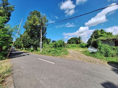 Tanah View Laut di Pantai Siyut Gianyar