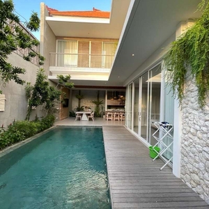 VILLA 2LT BARU DI SEMINYAK, BALI