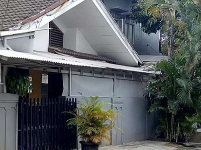 Rumah Dijual Pondok Aren Bintaro 193 m2 HOOK Cantik MANIS Strategis