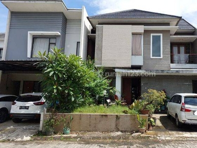 FOR SALE B.U RUMAH 2 LANTAI SEMI FURNISH DALAM CLUSTER BAMBU APUS JAKTIM