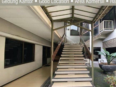 Gedung Kantor Good Location Area Komersil Harga Negosiable Di Jl Palatehan Raya, Jakarta Selatan