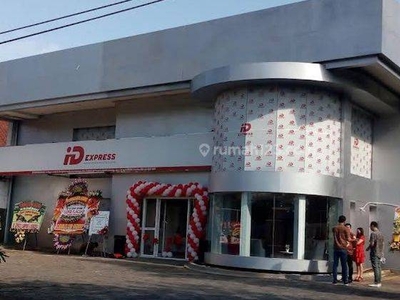 kan Ruko Di Jl DI Panjaitan ( Ex Showroom)