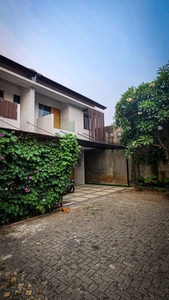 Dijual Rumah Bagus Di Cluster D'Vista Residence Rengas Jakarta