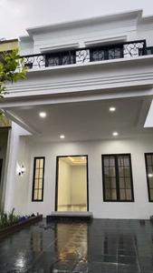 Dijual Rumah di Althia Park Bintaro, Brand New, 1M an di Sektor 9
