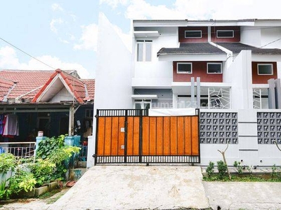 Rumah Full Furnished Strategis Dekat Summarecon Mall Bekasi Harga Nego J21038