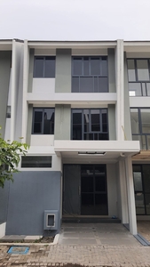 Dijual RUMAH ISTIMEWA DI ROYAL RESIDENCE SERENADE SURABAYA BARAT