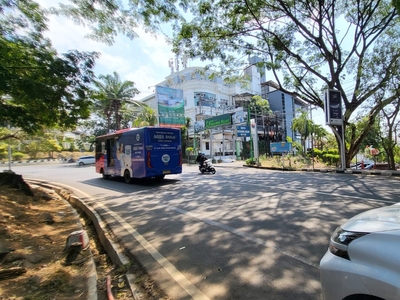 Rumah Jl Diponegoro Candi, Semarang luas: 1400m2, cocok untuk restauran, cafe, guest house, hotel