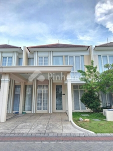 Disewakan Rumah Semi Furnish 2 Lantai di Pakuwon City Grand Island Mossel Bay Rp80 Juta/tahun | Pinhome