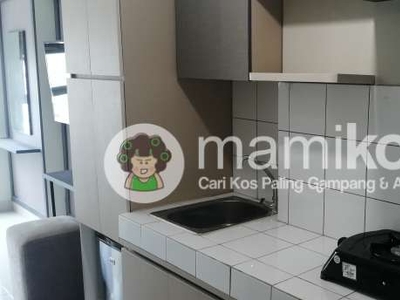 Apartemen SpringLake View Tipe Studio Full Furnished Lt 22 Bekasi Utara