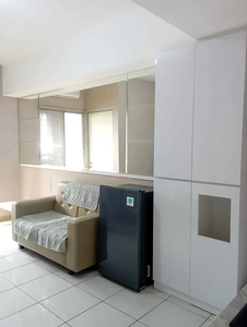 Apartemen M-Town Residences Tipe 2 Bedroom Full Furnished View Kolam