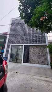 Di jual kost2an Nempel dengan Lippo karawaci