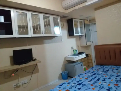 di sewakan apartemen green lake Sunter tipe studio semi furnished