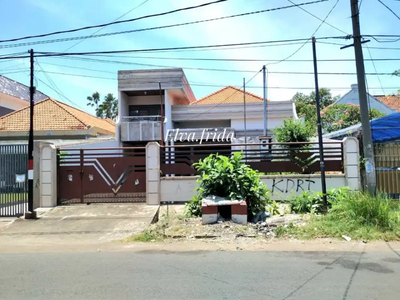 Dijual Murah Rumah di Jl Argopuro Pusat Kota Surabaya