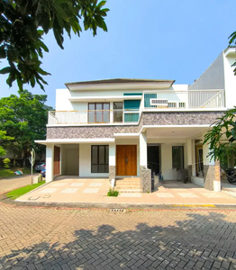 Dijual Rumah Bagus, Baru, Hoek, Murah di Discovery Fiore, Bintaro Jaya