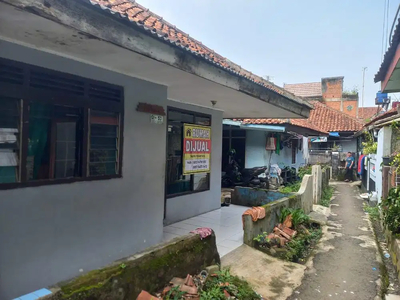 Dijual rumah dan kos-kosan