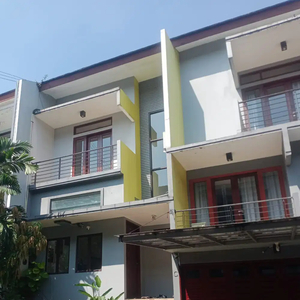 Dijual Rumah Lelang Sangat Murah Green Golf Residence Depok