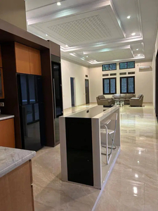 Dijual Rumah Modern Lux di Kota Baru Parahyangan