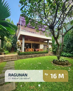 Dijual Rumah Modern Tropical Furnished di Ragunan Jakarta Selatan