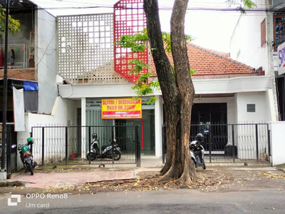 Dijual Rumah Usaha Banyuwangi di Jl. Jaksa Agung Suprapto 18