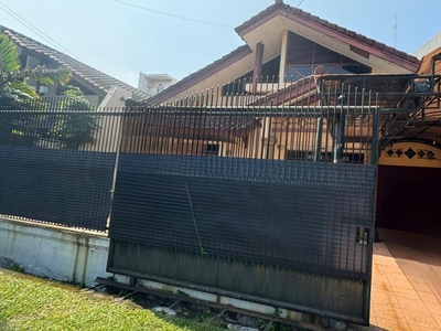 Disewa Rumah Minimalis Terawat di Komplek Batunuggal Bandung
