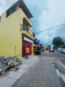Disewakan Ruko Rumah Toko Kantor Usaha Pinggir Jalan Raya Besar