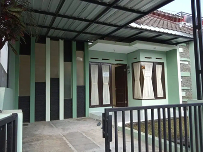 Disewakan Rumah area Perumahan Kota Malang Dekat Kampus & Dekat Masjid