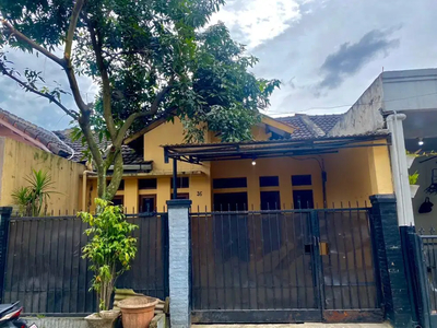 Disewakan Rumah pertahun Bandung Kopo Sayati