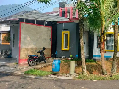 Disewakan Rumah Posisi Hook Di Sentul City Bogor