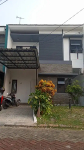 Disewakan Rumah Semi Furnished Jakarta Timur
