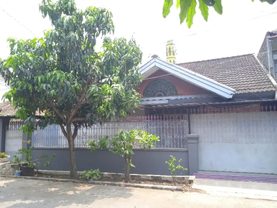 Rumah Asri Margahayu Raya dekat Ke Kota Bandung