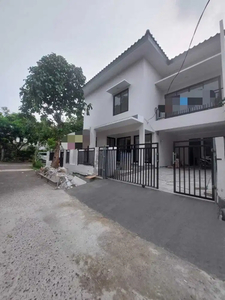 Rumah Baru Hoek di STAN Bintaro Tangsel