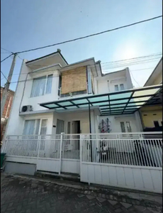 Rumah Cantik 2 Lantai Sawojajar Malang