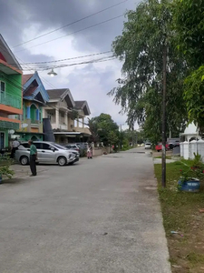 Rumah dekat kantor pemerintahan dan bisnis di Samarinda